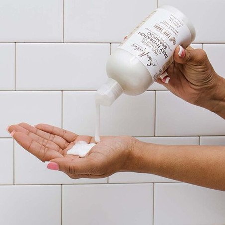 Shea Moisture - "100% Virgin Coconut Oil" Daily Hydration Shampoo with Coconut Milk & Acacia Senegal 384ml